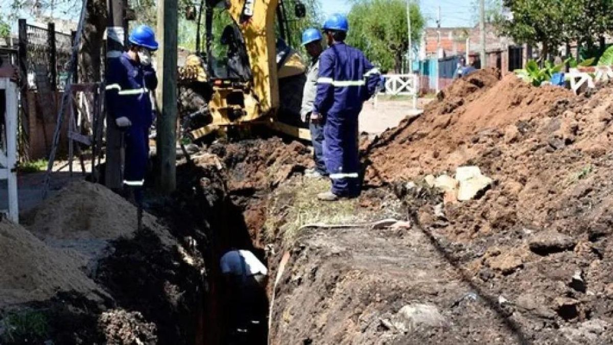 AySA hará trabajos en Lomas de Zamora y prevé posibles cortes de agua esta semana Trabajos de AySA con posibles cortes de agua en sectores de Lomas de Zamora y Temperley