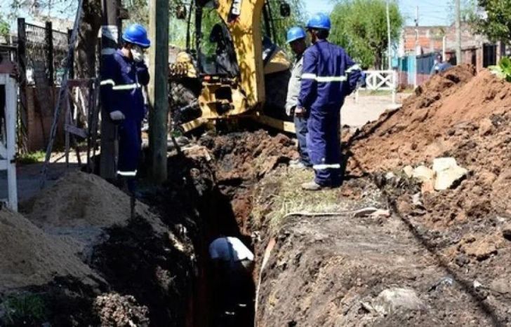 AySA advierte posibles cortes de agua en Lomas este domingo