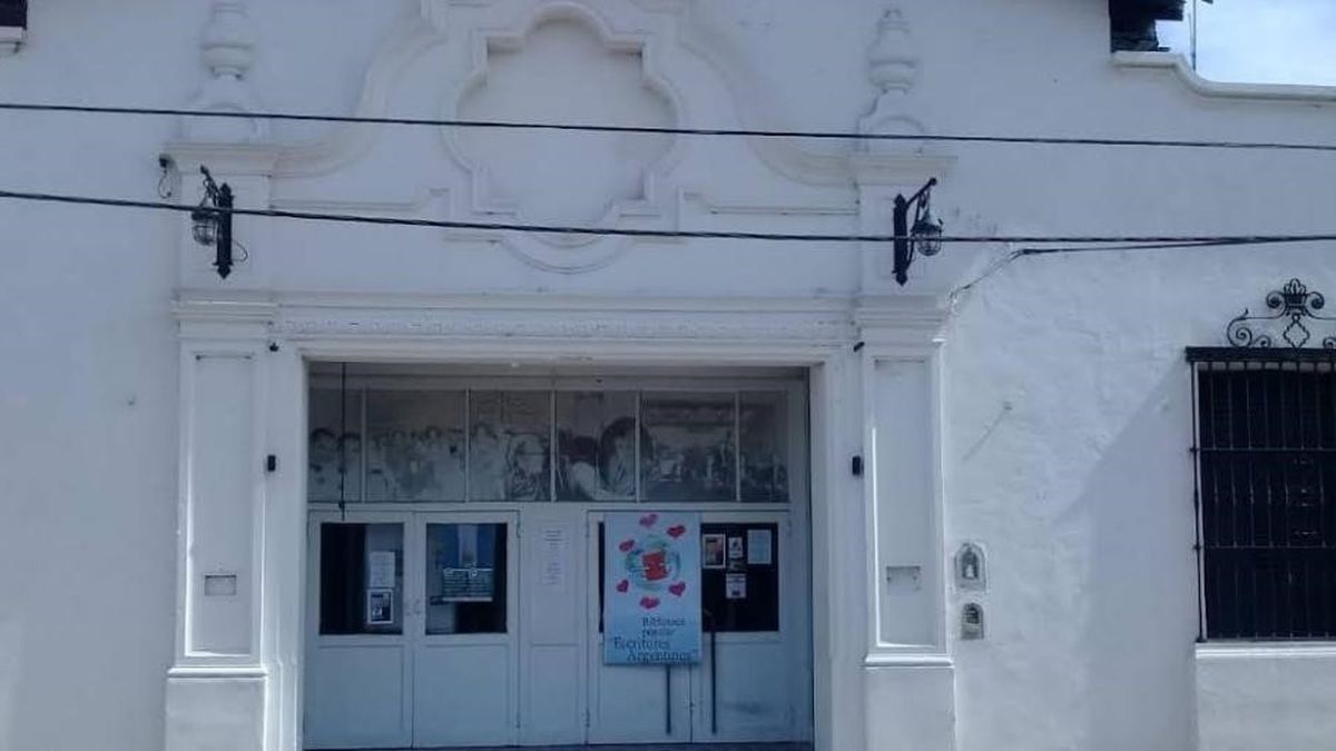 Biblioteca Popular Escritores Argentinos de Llavallol, que celebra sus 20 años con una jornada cultural