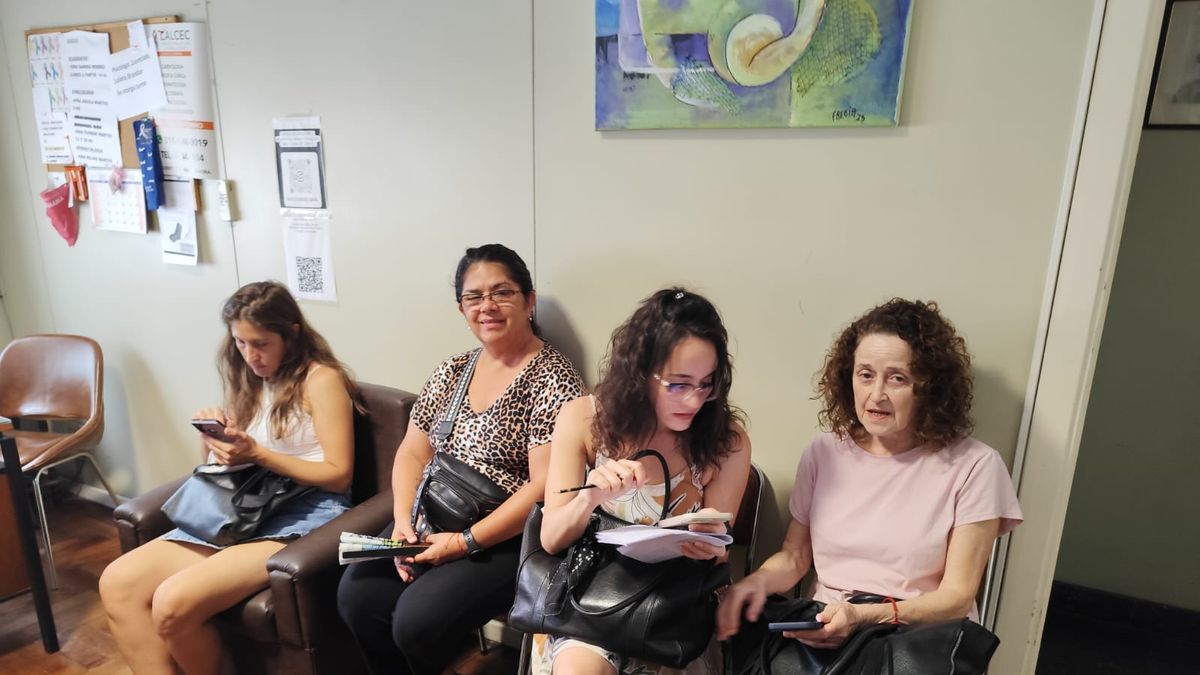 Consultas gratuitas de prevención del cáncer de mama en Lalcec Lomas