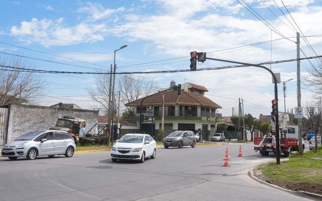 Nuevos semáforos en Lomas: dónde fueron instalados
