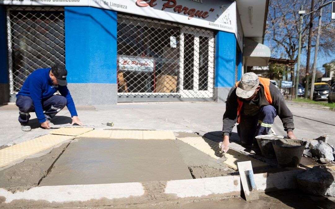 Más de 100 rampas nuevas mejoran la accesibilidad en Lomas