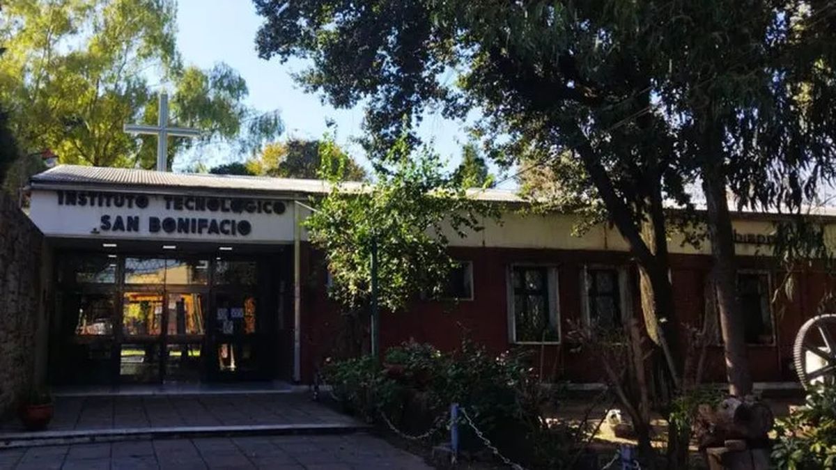 Estudiantes de Lomas en la competencia CANSAT Estudiantes del Instituto Tecnológico San Bonifacio de Lomas de Zamora, seleccionados para CANSAT Argentina 2026