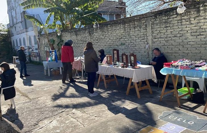 Feria solidaria en Lomas Este Feria de emprendedores en la Sociedad de Fomento Lomas Este